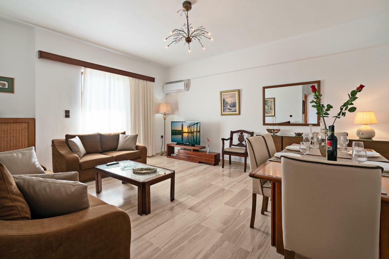 Sol & Mare - Beach Front Rethymno  Ngoại thất bức ảnh